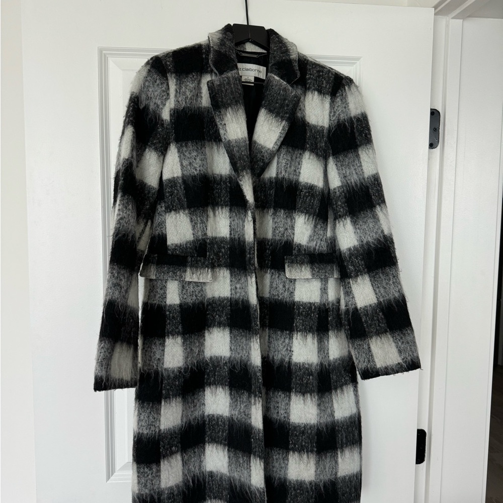 Liz Claiborne Black and White Plaid Coat